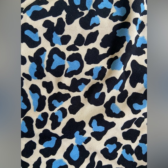 BCBGMAXAZRIA Faux Wrap Dress, Leopard Print, Medium - Picture 4 of 6